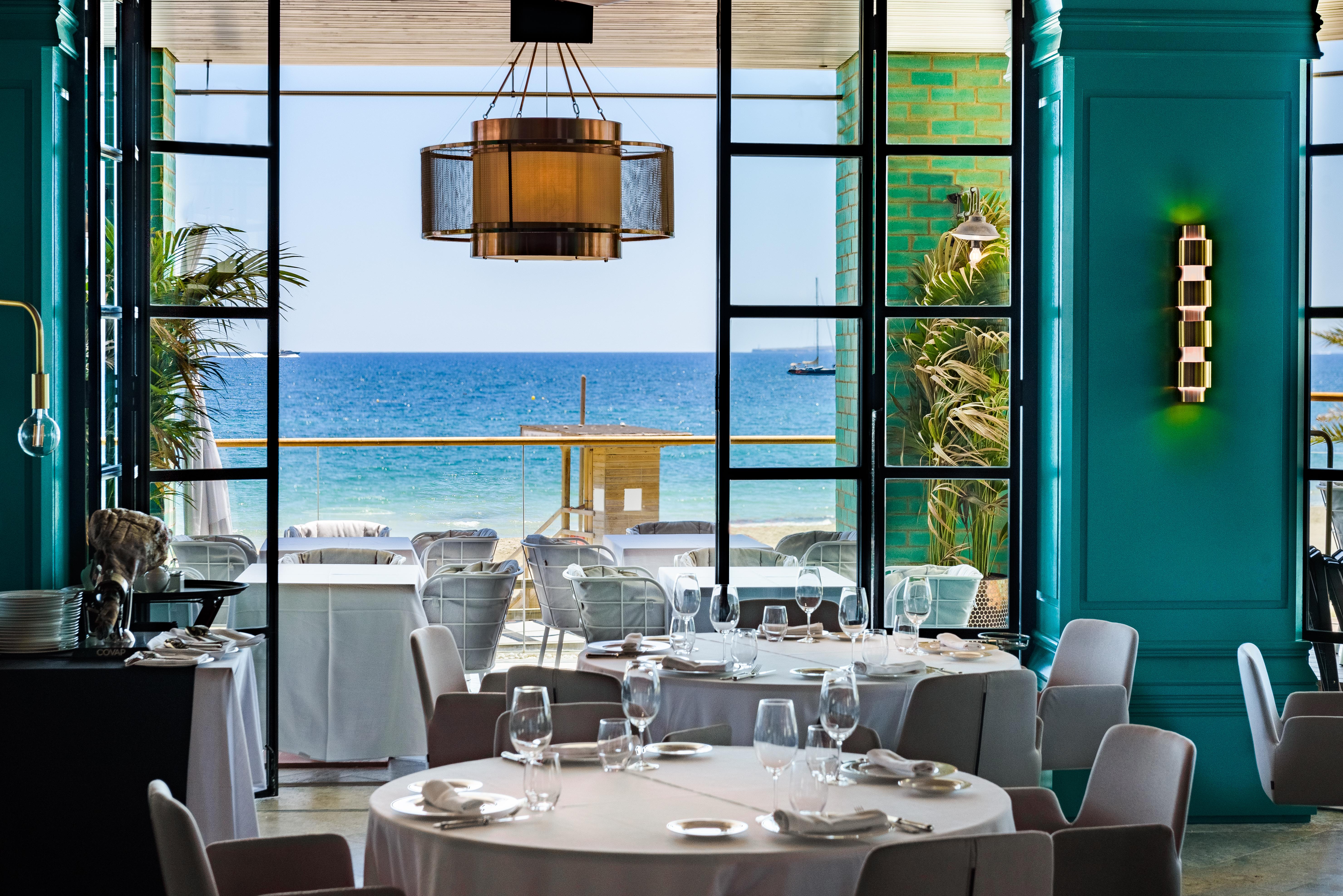 Hard Rock Hotel Ibiza Playa d'en Bossa Esterno foto Restaurant interior