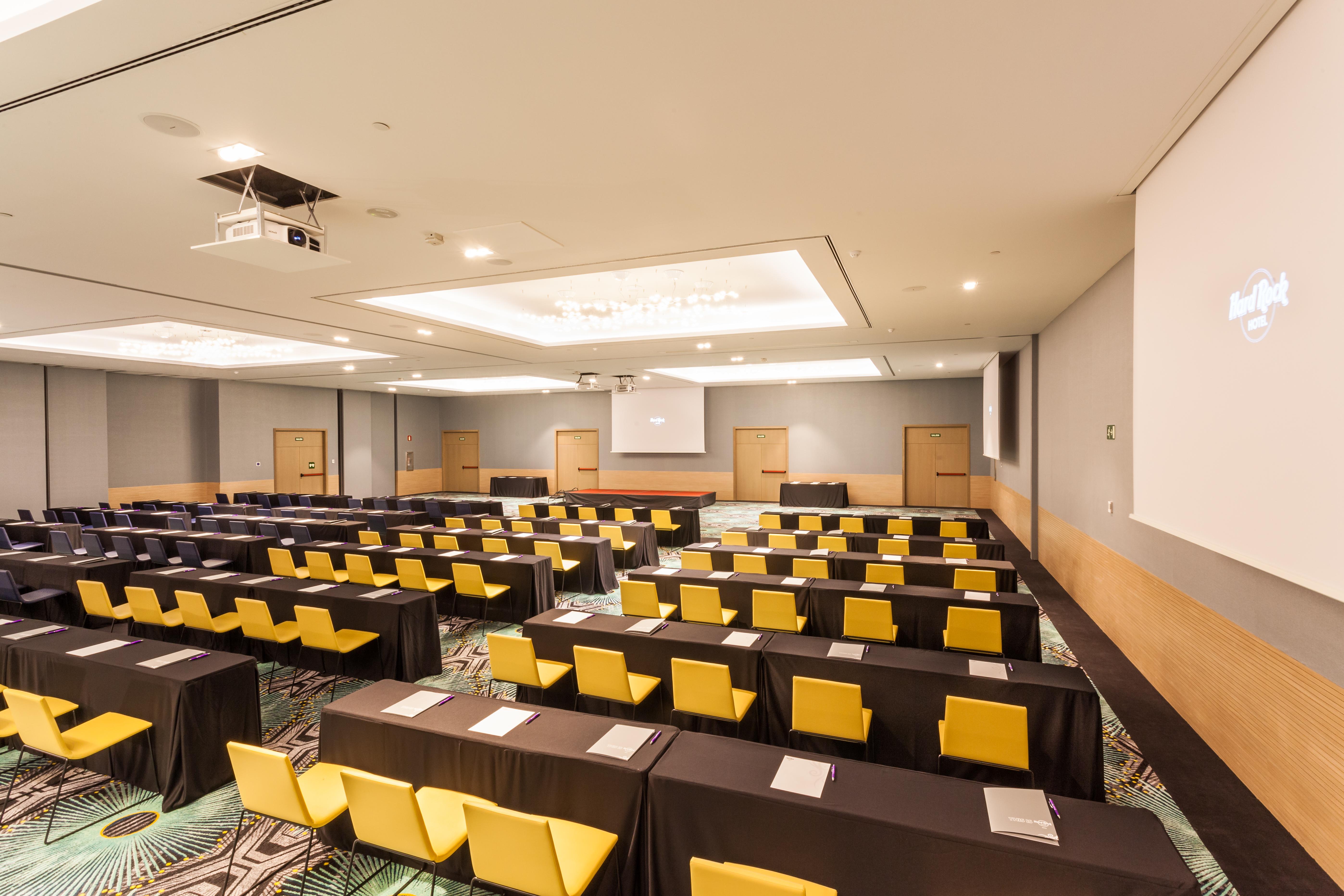Hard Rock Hotel Ibiza Playa d'en Bossa Esterno foto Meeting room