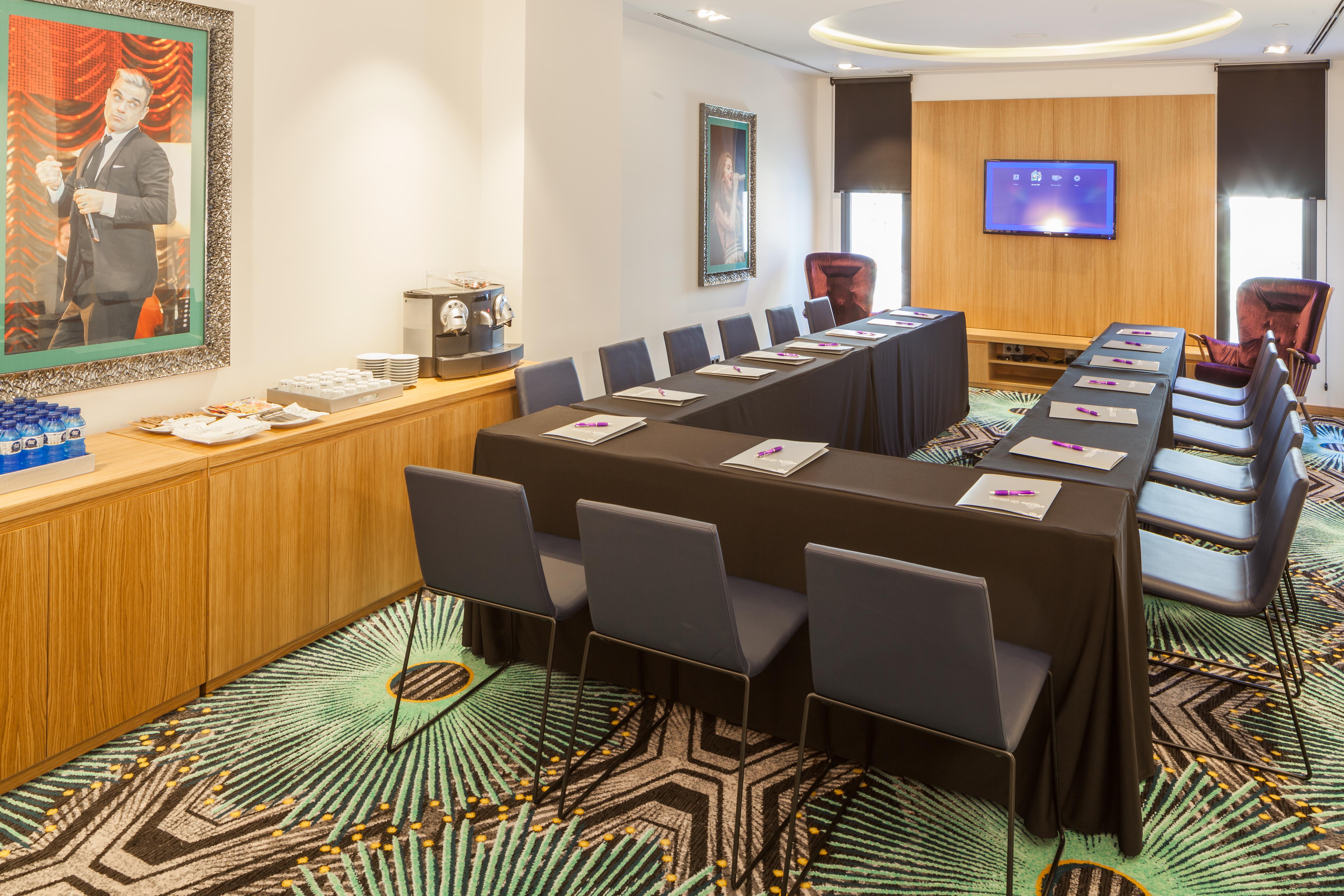 Hard Rock Hotel Ibiza Playa d'en Bossa Esterno foto Meeting room at the hotel