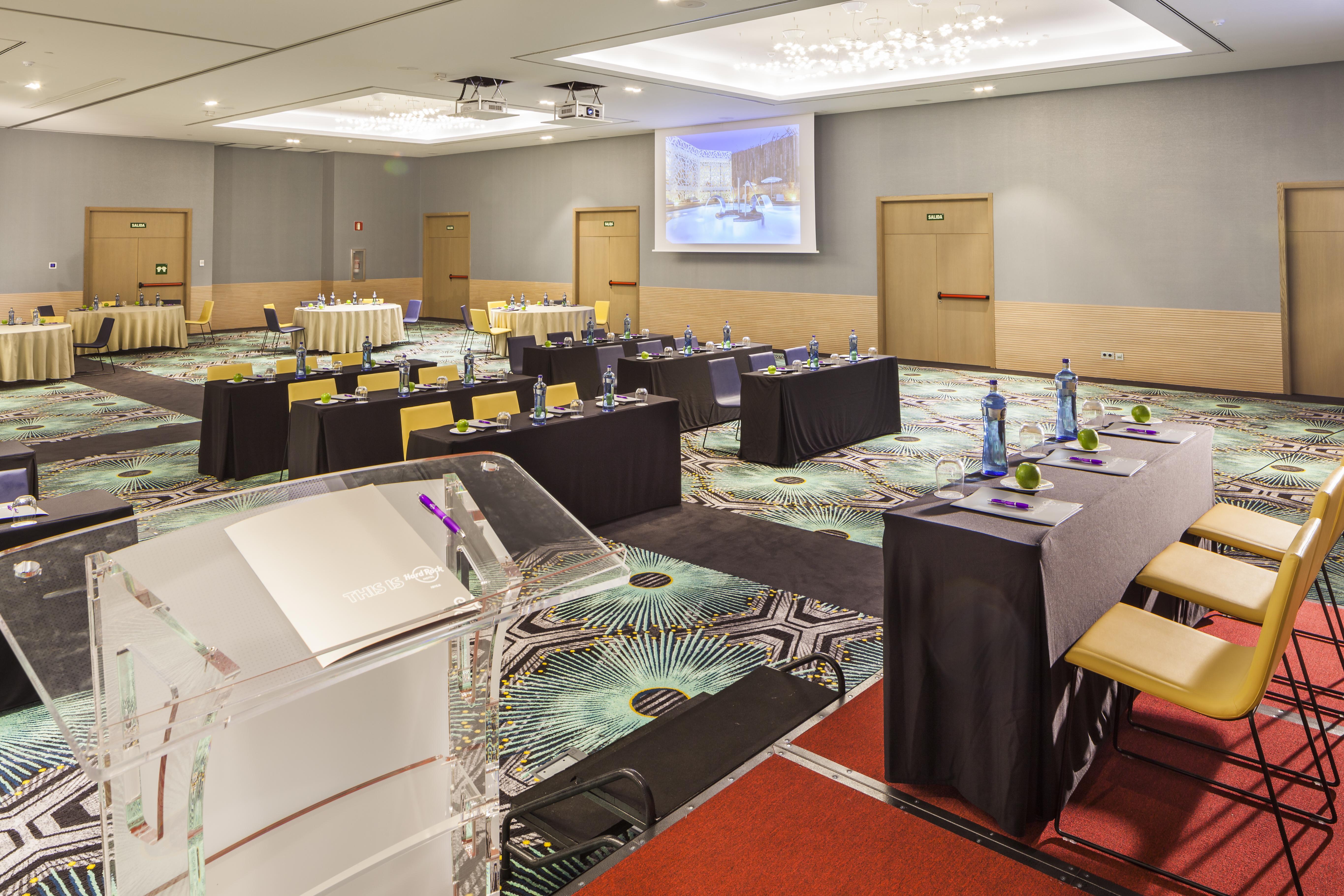 Hard Rock Hotel Ibiza Playa d'en Bossa Esterno foto Meeting room