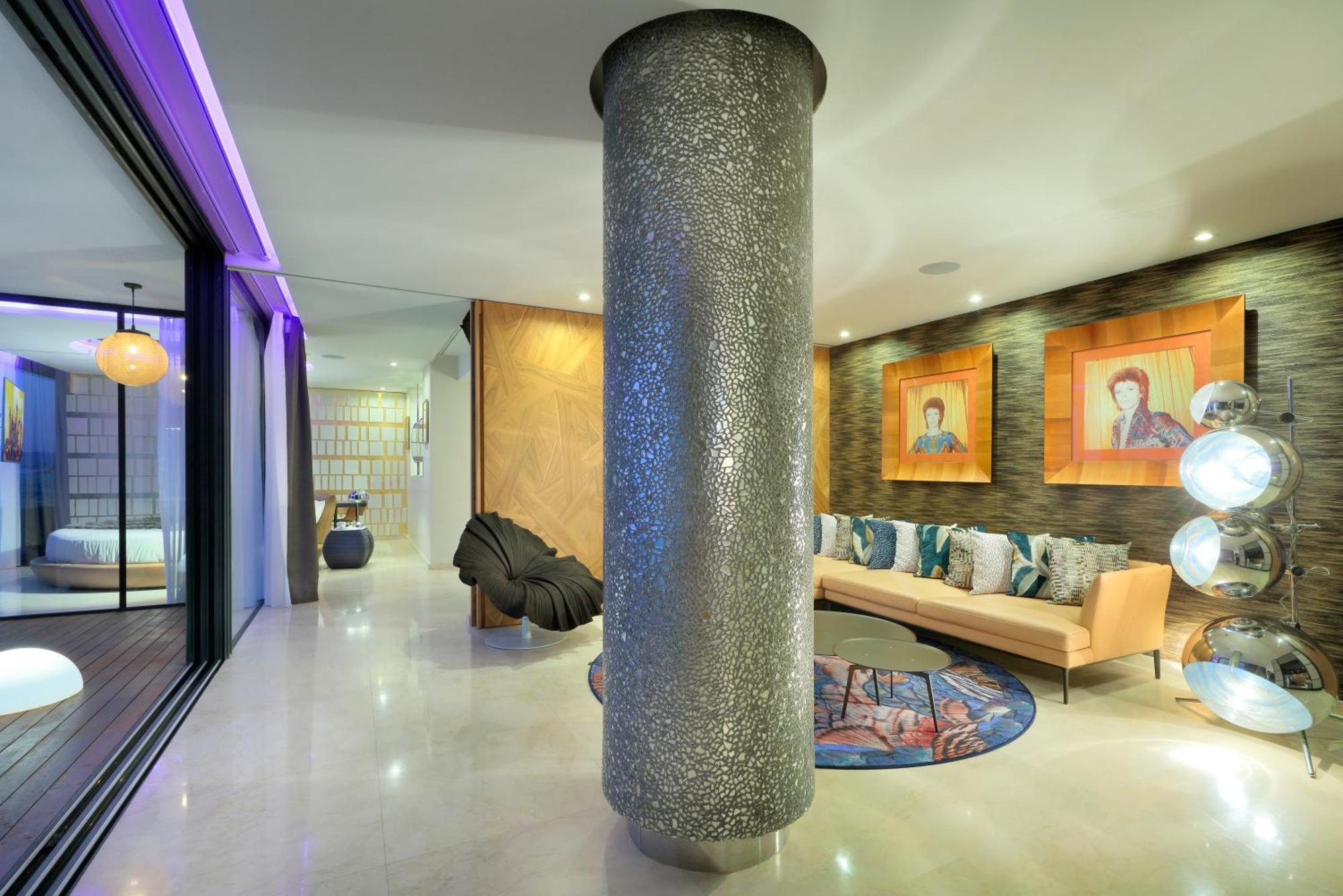 Hard Rock Hotel Ibiza Playa d'en Bossa Esterno foto The interior of the house
