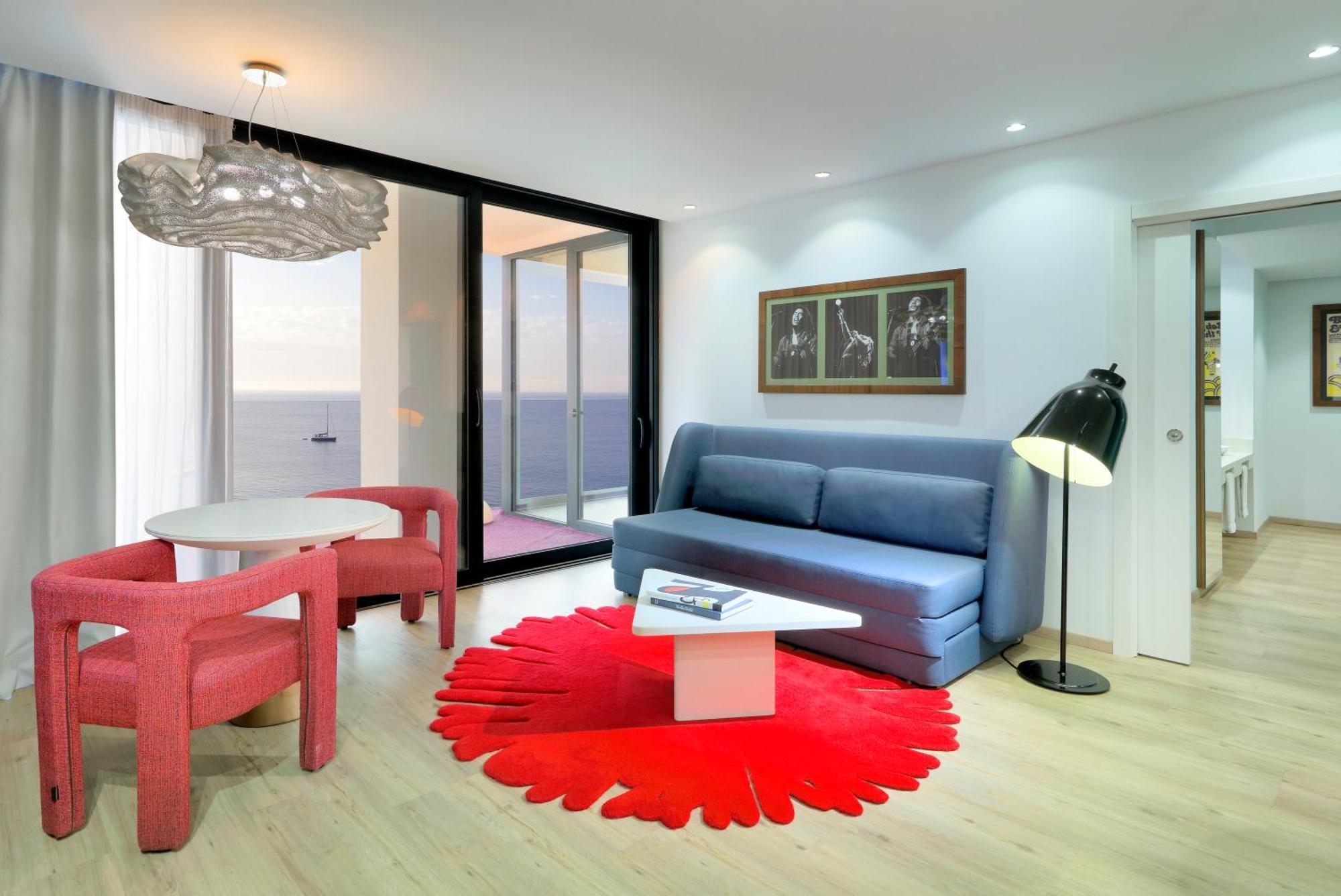 Hard Rock Hotel Ibiza Playa d'en Bossa Esterno foto A living room